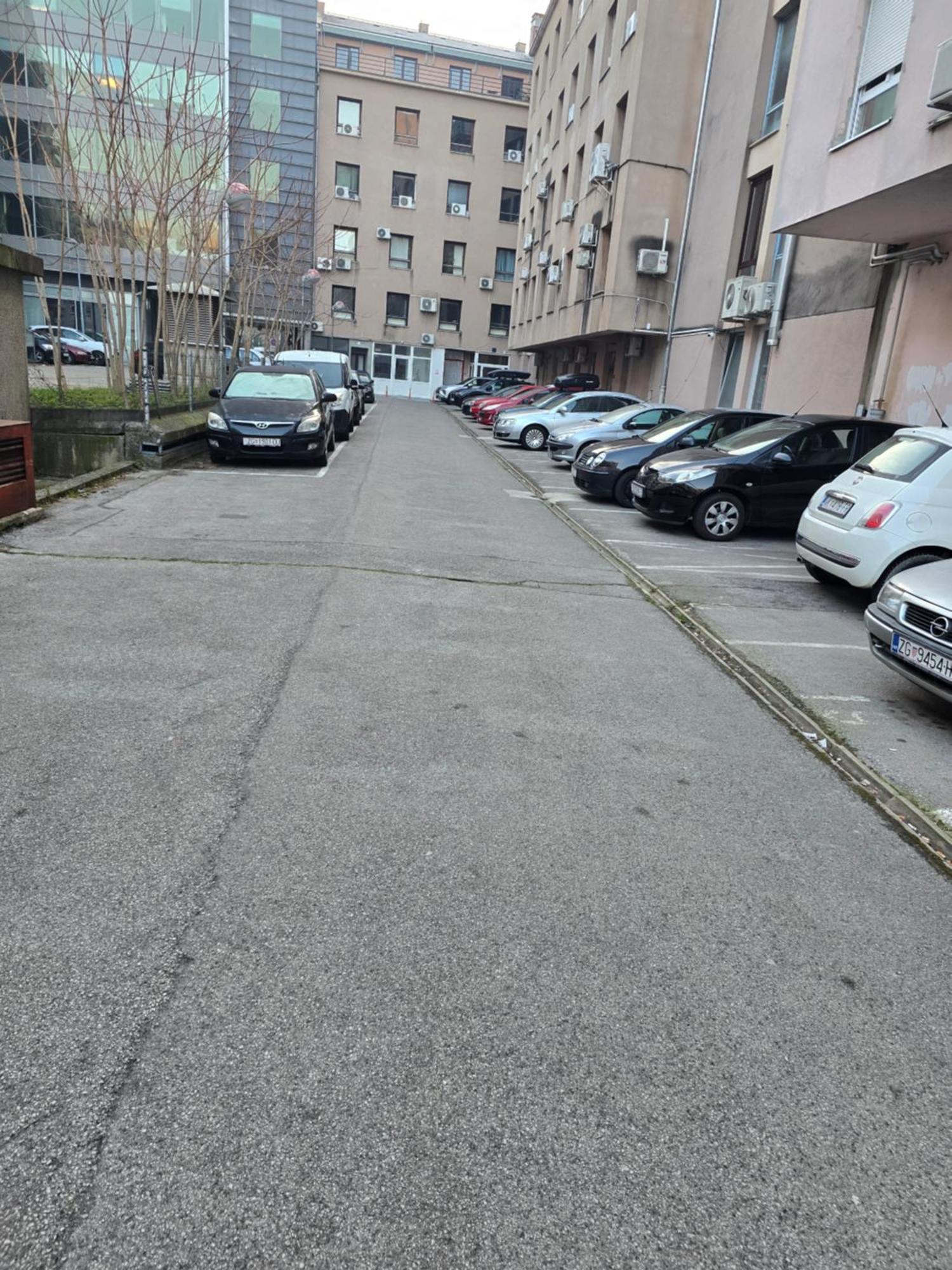 Apartman Zagreb Cca 42M2 With Free Parking Kültér fotó